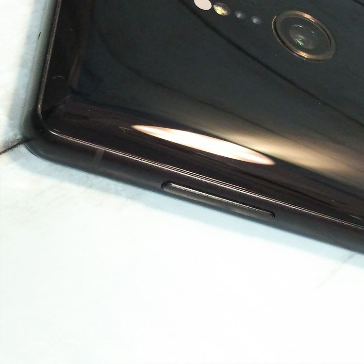 docomo SONY Xperia XZ2 64GB �֥�å� SO-03K  333