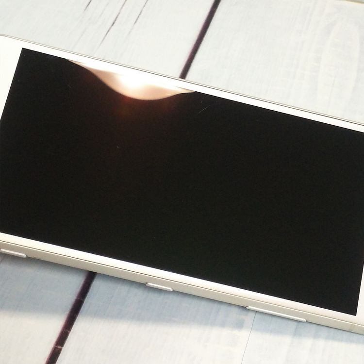 docomo SONY Xperia XZ2 Compact С SO-05K  927