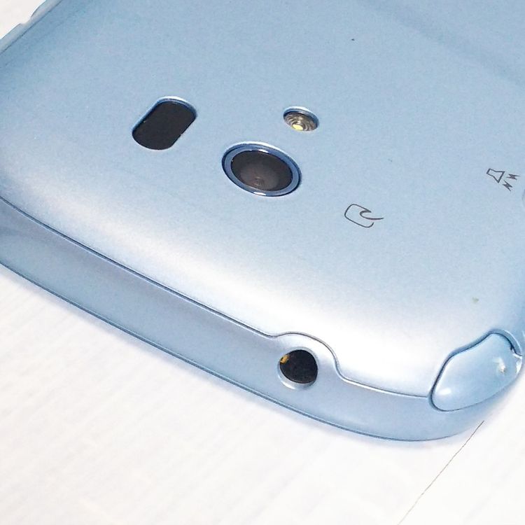 docomo �ٻ��� �餯�餯���ޡ��ȥե���3 F-06F �������֥롼 165