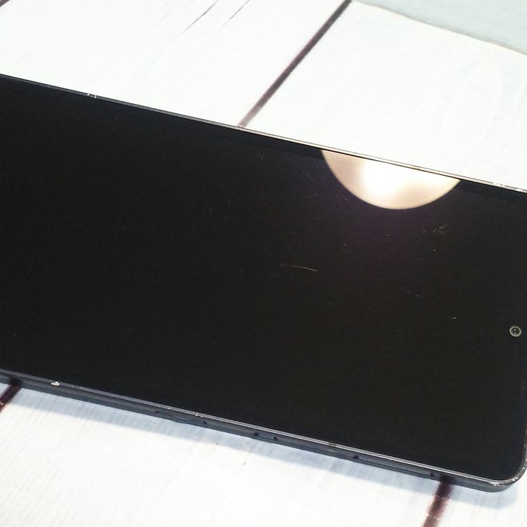 docomo SH-54B �֥�å� AQUOS sense6  872