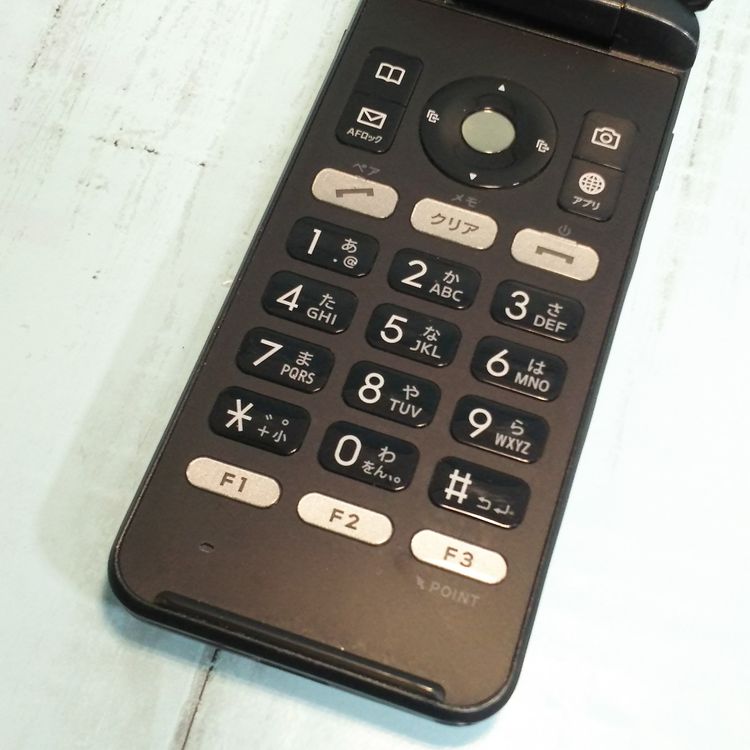 KYOCERA au GRATINA 4G BLACK KYF31  576