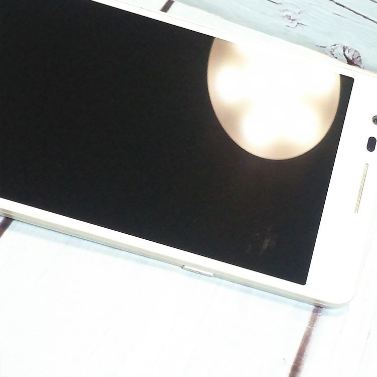 au Qua phone PX LGV33 ۥ磻  944