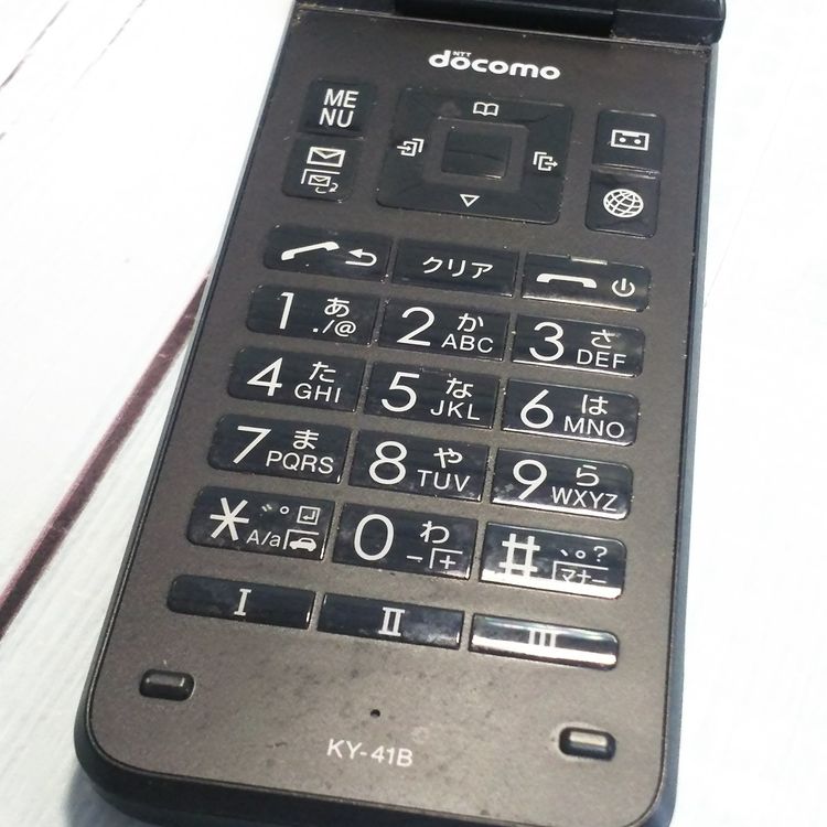 docomo DIGNO ������ �������� �١����å� KY-41B �֥�å�  677