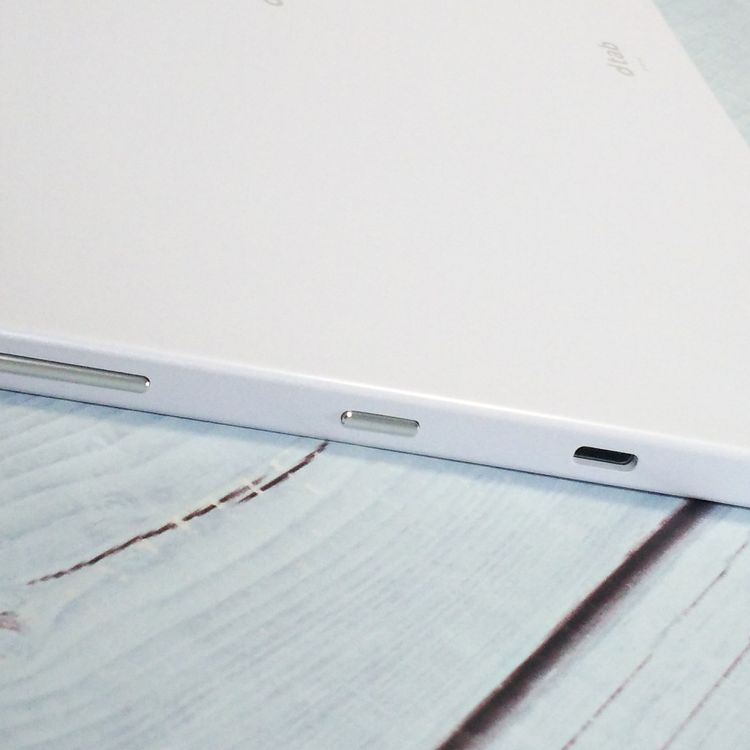 docomo dtab d-41A SHARP Android���֥�å� �ۥ磻��  963