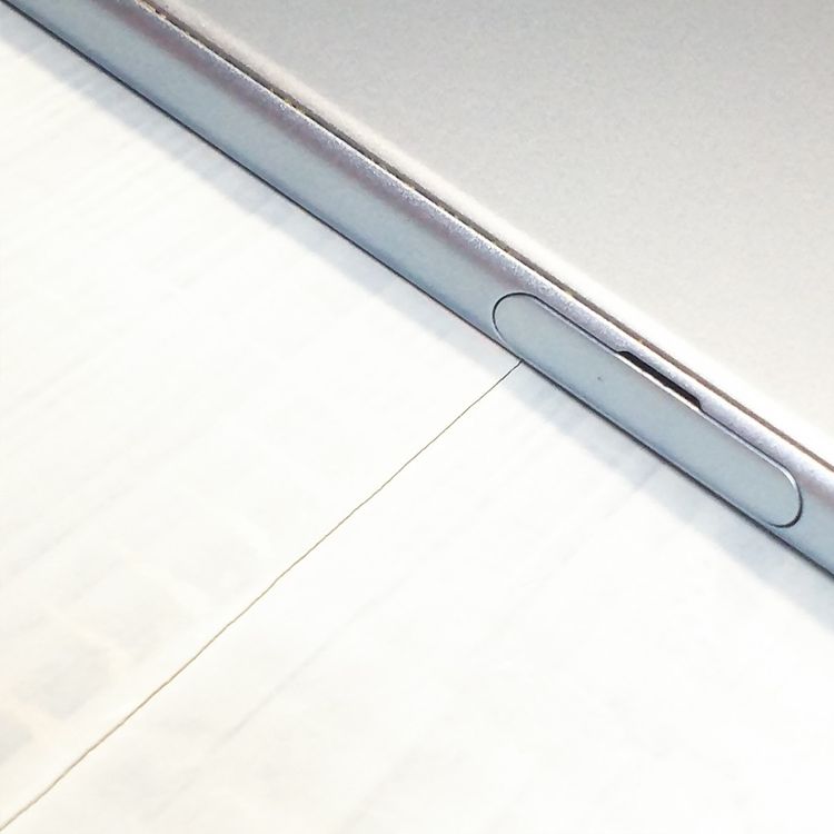 docomo Xperia XZs SO-03J IceBlue  606