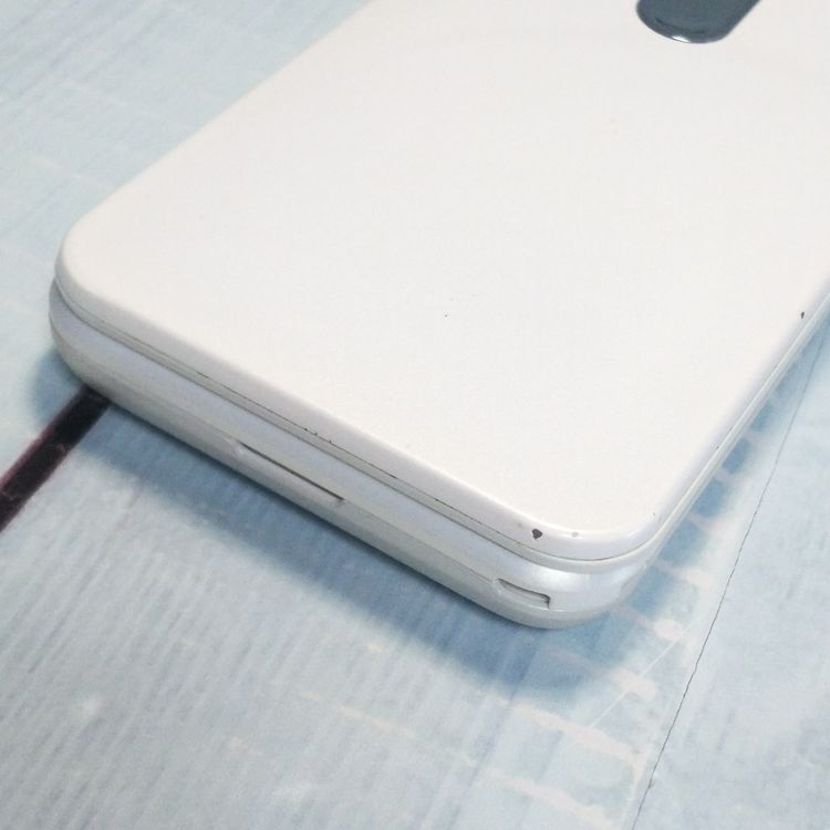 KYOCERA au GRATINA 4G KYF31 White  �ۥ磻�� [������]  019