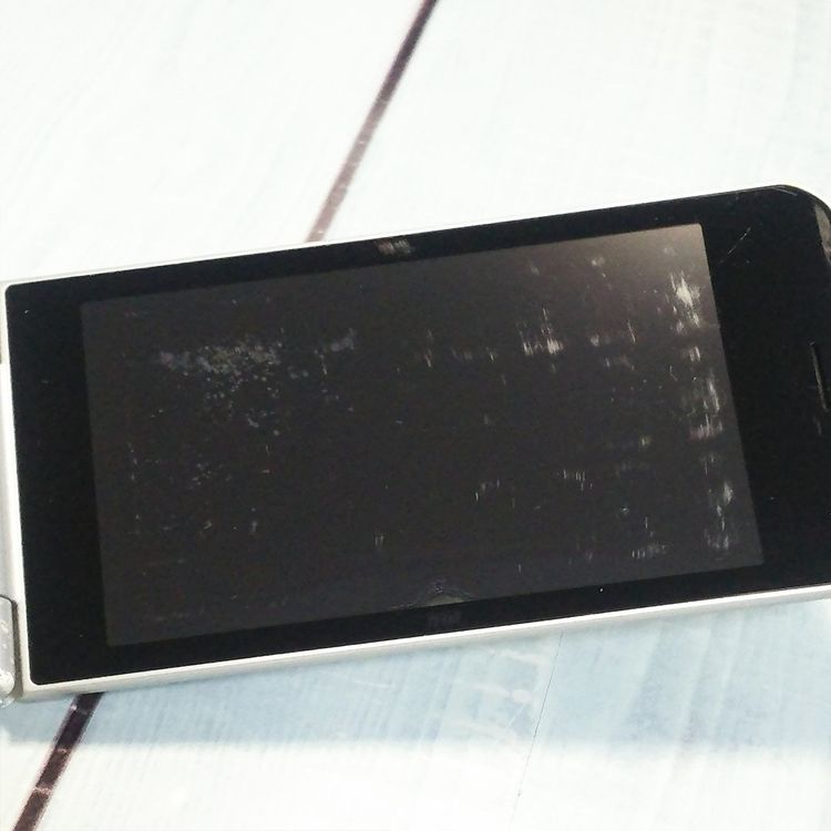 docomo arrows �ٻ��� �������� F-03L ����С�  823