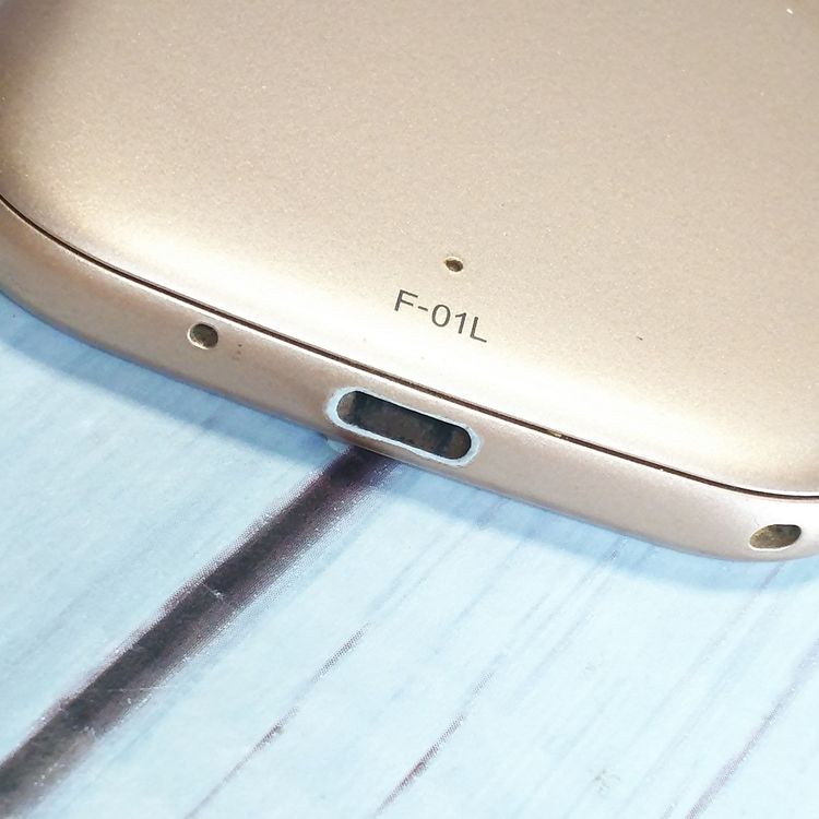 docomo F-01L �ٻ��� ������� �餯�餯���ޡ��ȥե��� me  791