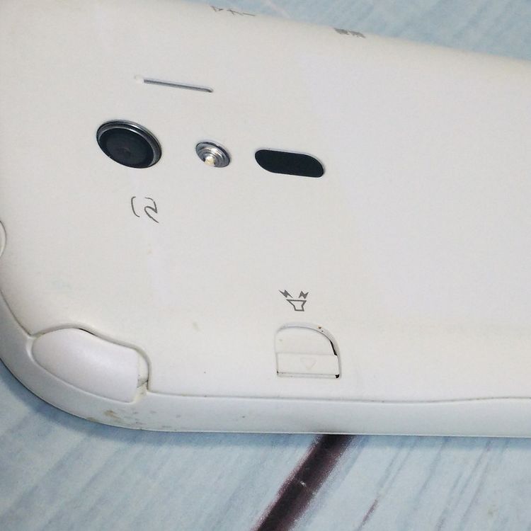 docomo �ٻ��� F-04J �餯�餯���ޡ��ȥե���4 �ۥ磻�� �� WHITE  372