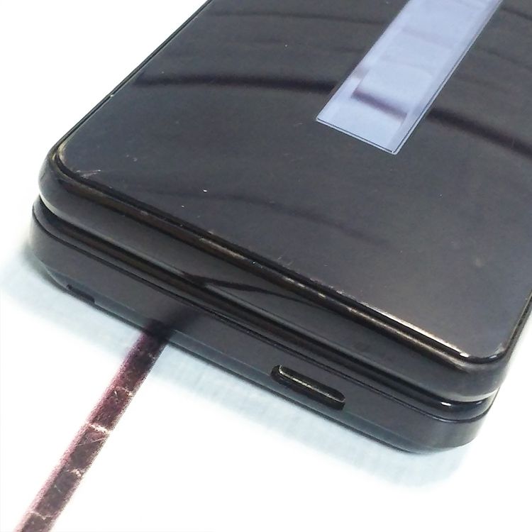 docomo SHARP SH-03L �֥�å� �ӥ��ͥ����� �����쥹��������  882