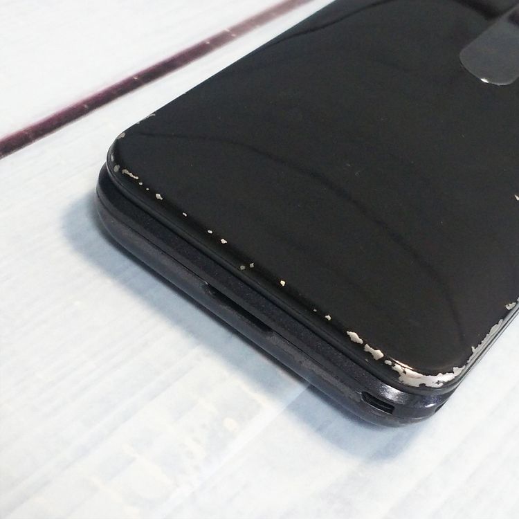 KYOCERA au GRATINA 4G BLACK KYF31  513