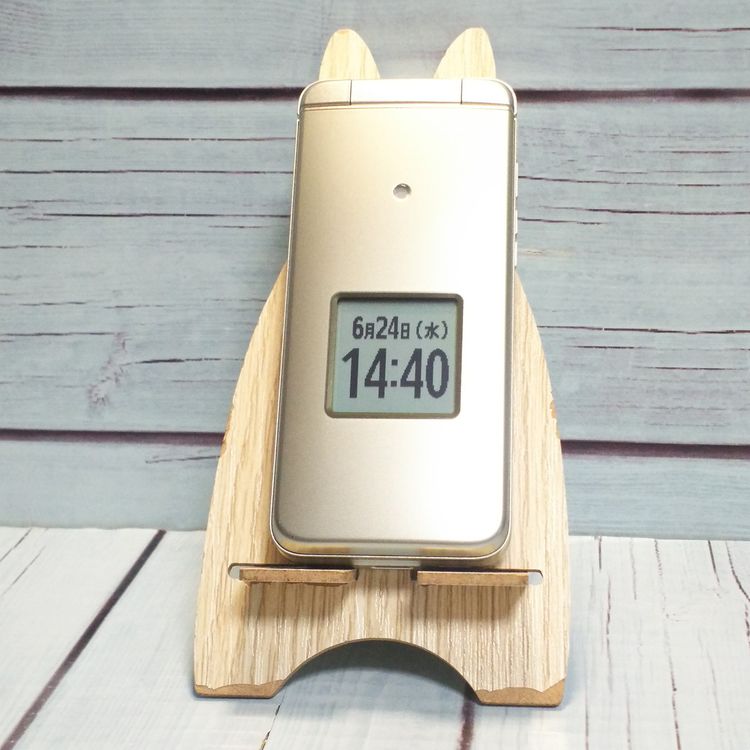 au ���󤿤󥱡����� ������ KYF41 �����ѥ󥴡����  777