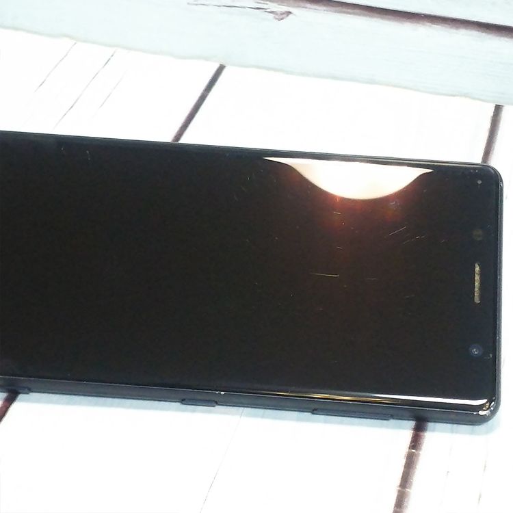 docomo Xperia XZ2 Compact SO-05K �֥�å�  483
