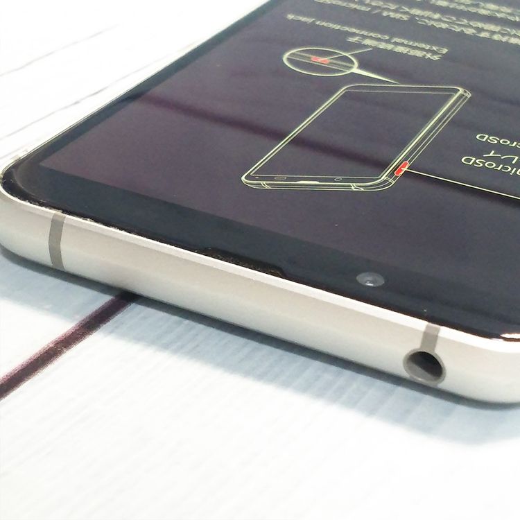 Softbank 907SH AQUOS sense3 basic ����С��ۥ磻��  701