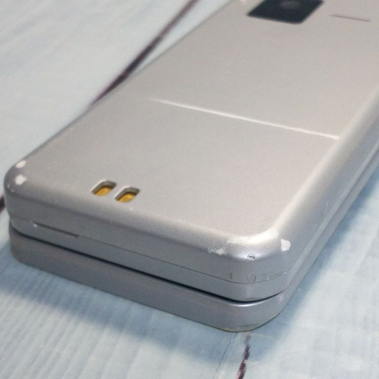 docomo arrows �ٻ��� �������� F-03L ����С�  036