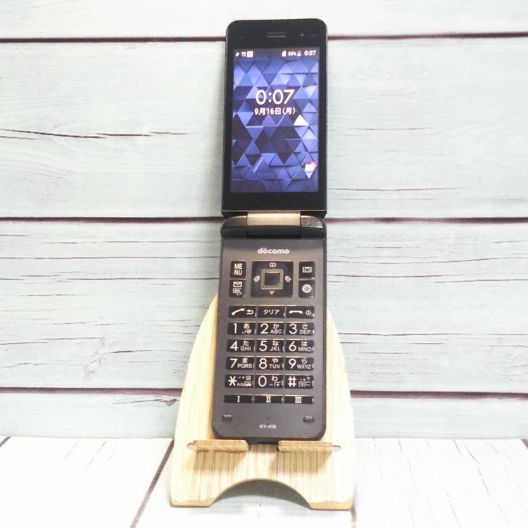 docomo DIGNO ������ �������� �١����å� KY-41B �֥�å�  802