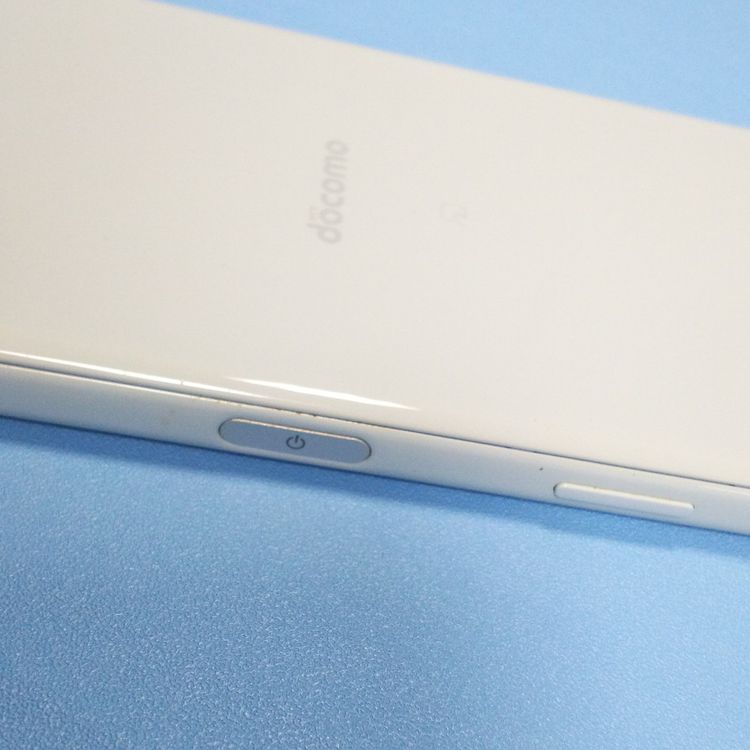 docomo Xperia X Compact SO-02J �ߥ��ȥ֥롼  546