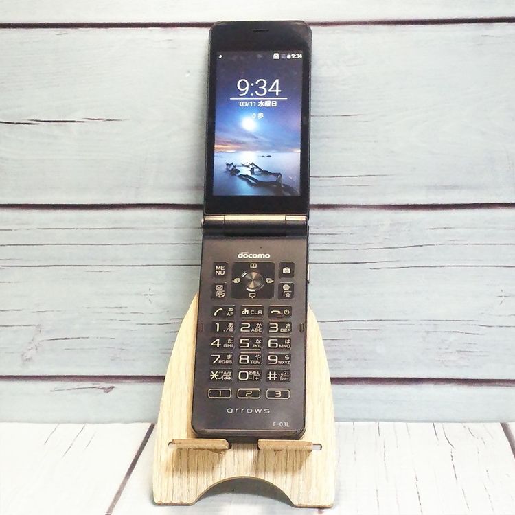 docomo arrows �ٻ��� �������� F-03L �֥�å�  779