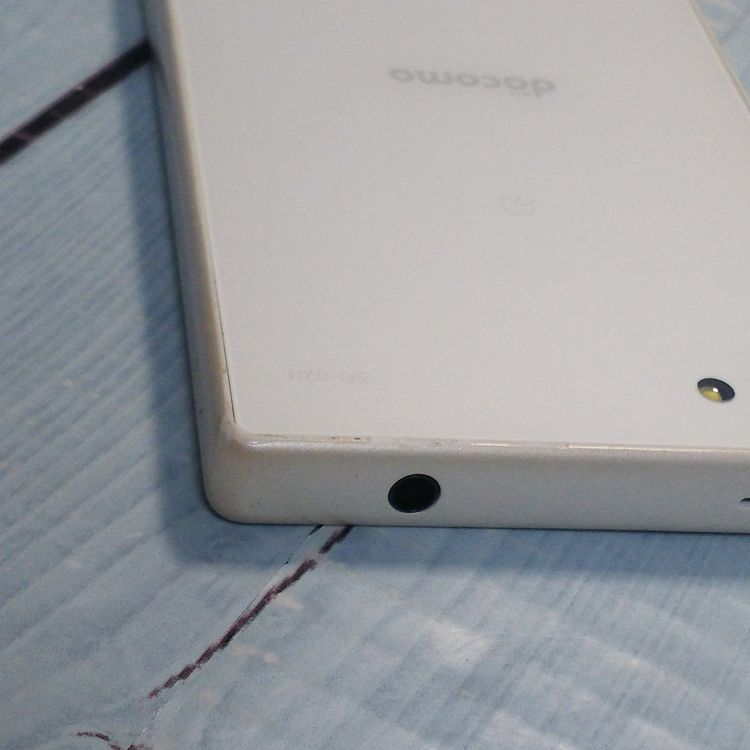 docomo Xperia Z5 Compact SO-02H WHITE  452