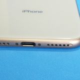 au iPhone8 64GB �������  390