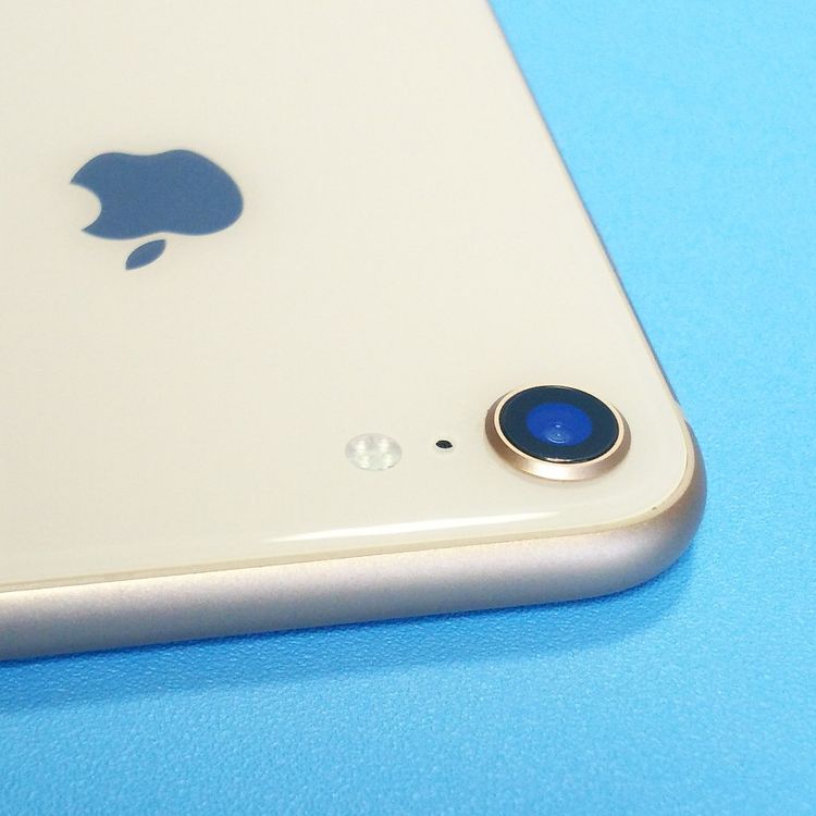 au iPhone8 64GB �������  059
