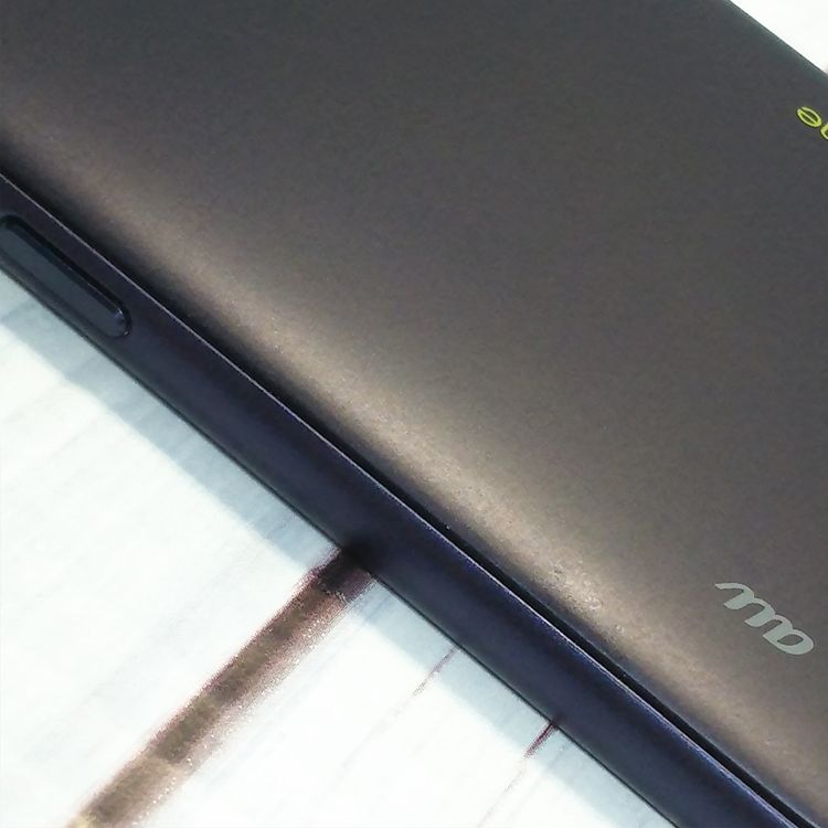 au Qua phone QZ ������ KYV44 ����ǥ���  072