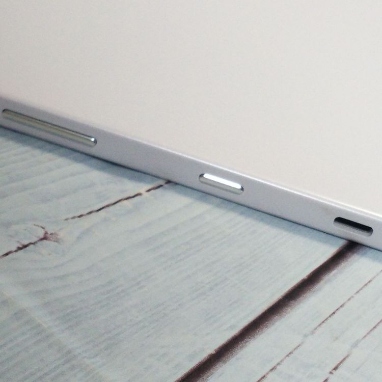 docomo dtab d-41A SHARP Android���֥�å� �ۥ磻��  594