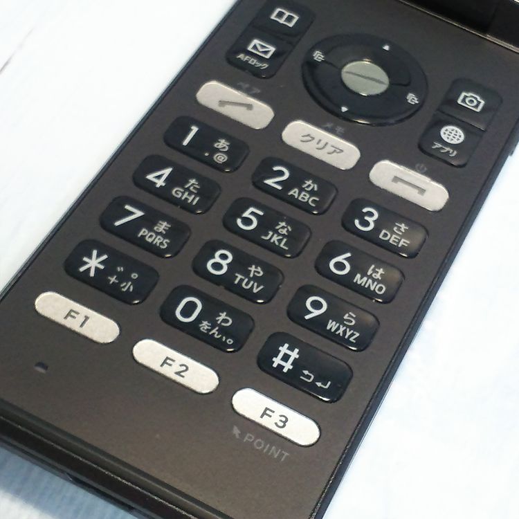 KYOCERA au GRATINA 4G BLACK KYF31  668