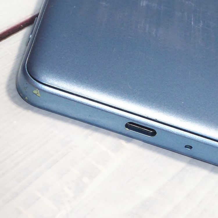 Y!mobile ������ ���󤿤󥹥ޥ� 705KC �饤�ȥ֥롼  610