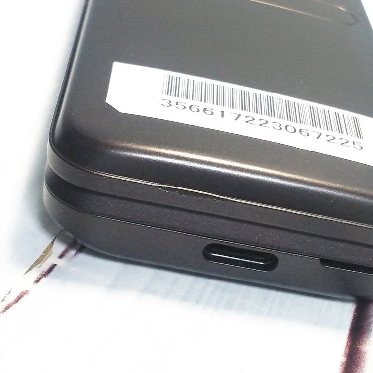 au GRATINA KYF42 �֥�å� ������ SIM���å�  225