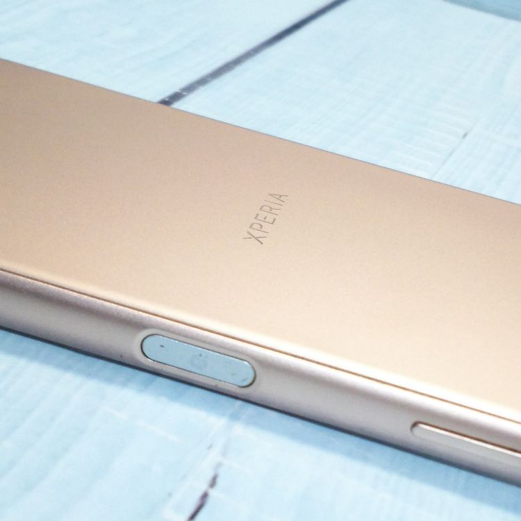 SoftBank SONY Xperia X Performance 502SO 760