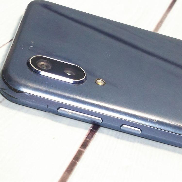 au AQUOS sense3 plus ������� SHV46 �֥롼  635