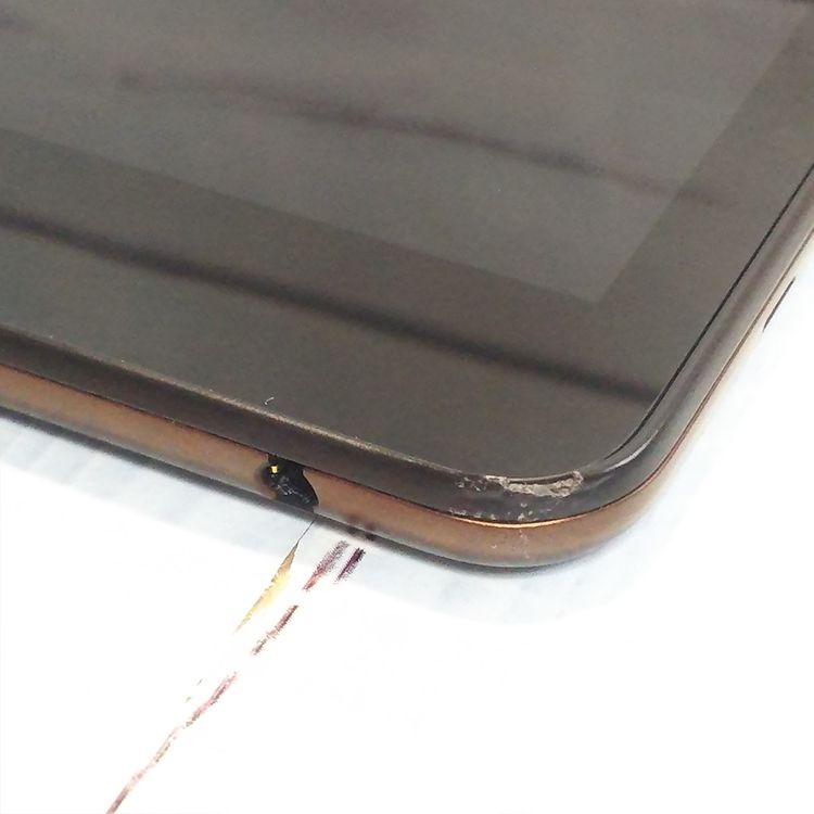 au KYOCERA Qua tab QZ8 �⥫�֥�å� KYT32  229