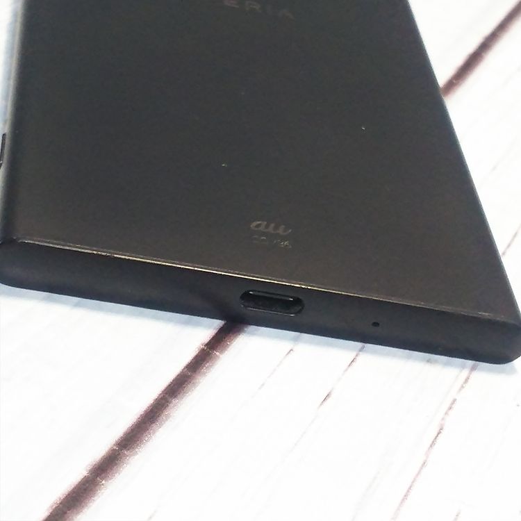 au Xperia XZ1 SOV36 Black  866