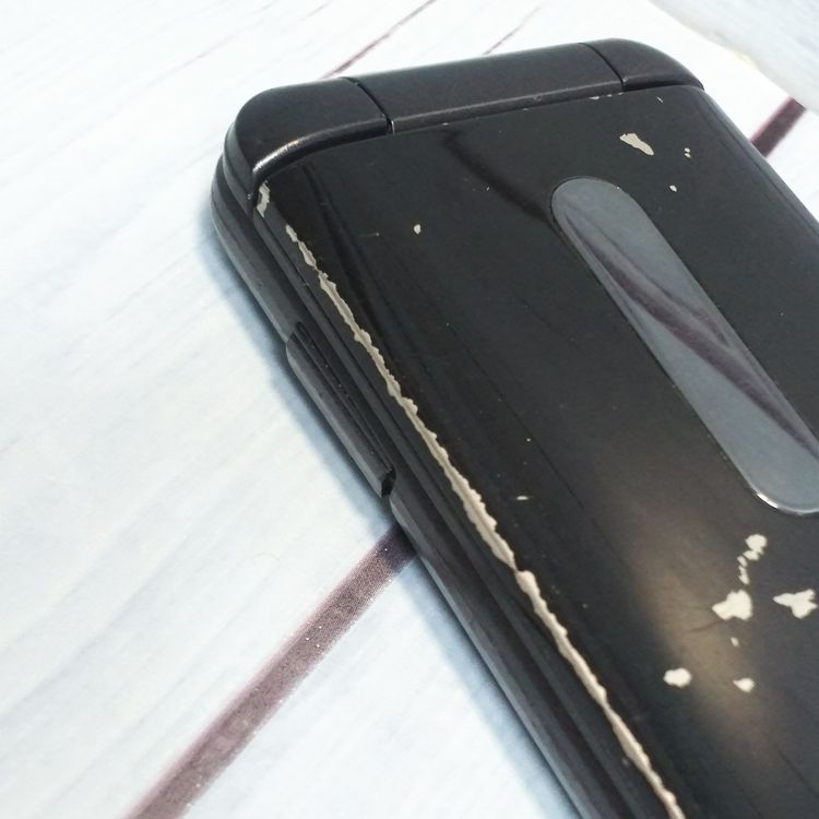 KYOCERA au GRATINA 4G BLACK KYF31  620