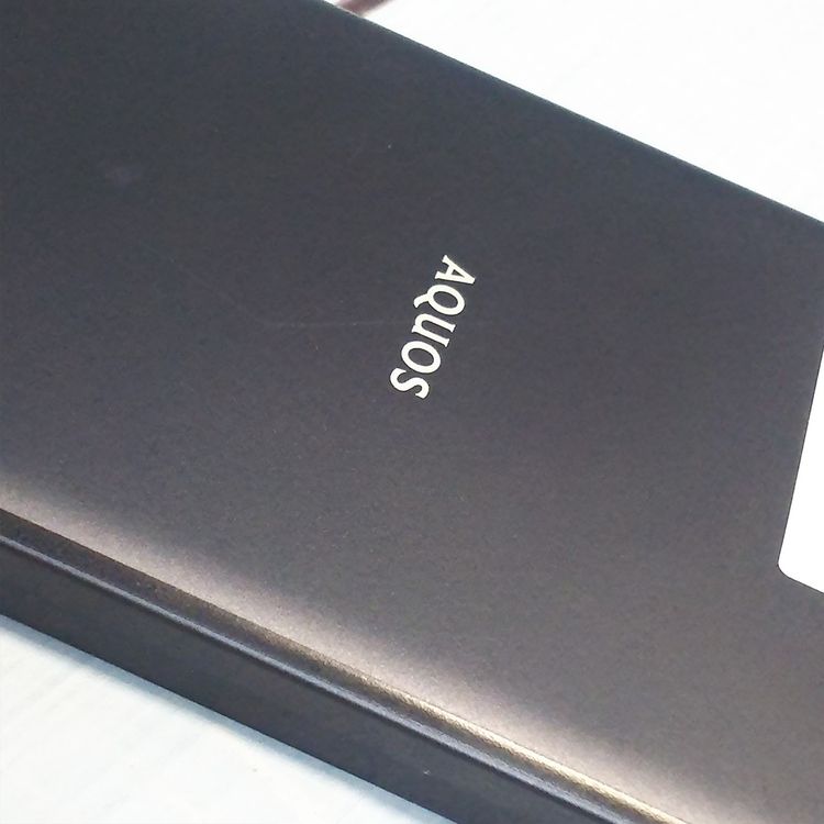au AQUOS sense6s SHG07 �֥�å�  190
