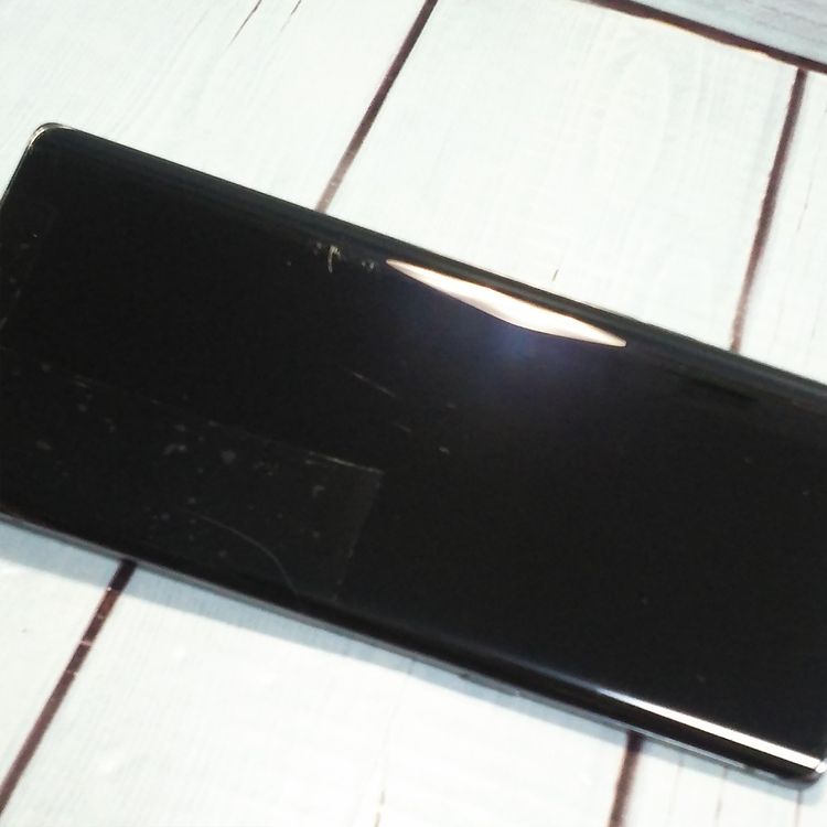 docomo LG VELVET L-52A �������饰�졼 [������]  689