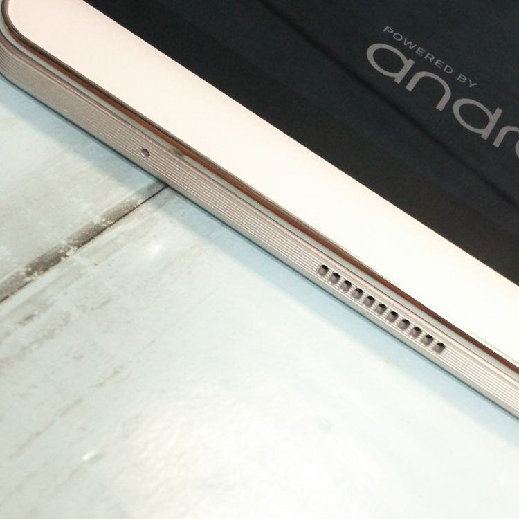 HUAWEI dtab compact 16GB ����С� d-02H docomo  ���� 765