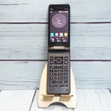 au GRATINA KYF42 ブラック 京セラ SIMロック 162