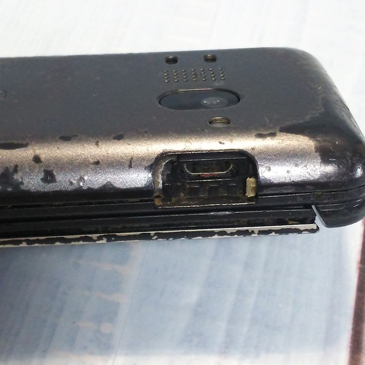 KYOCERA au GRATINA 4G BLACK KYF31 []  615