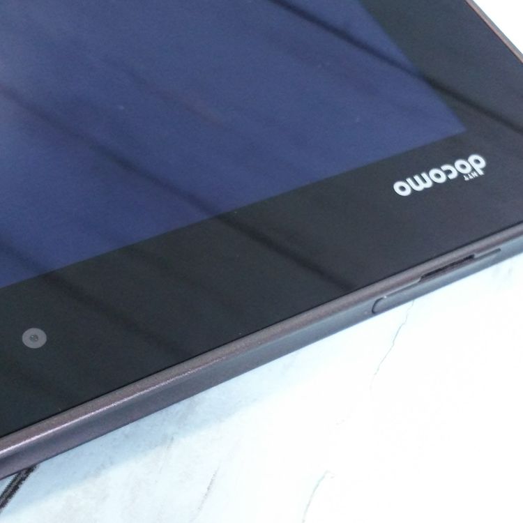 docomo arrows Tab F-02K Black �֥�å�  712