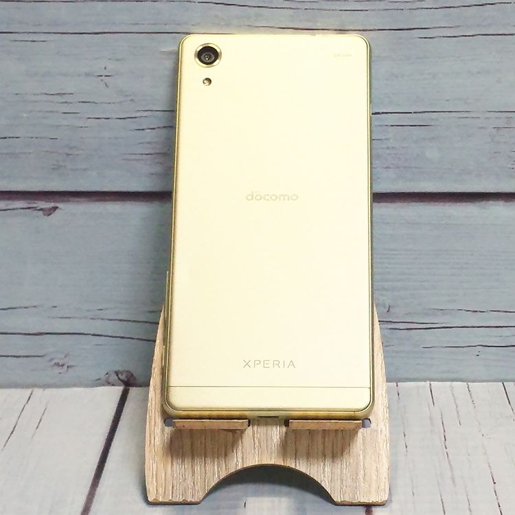 docomo Xperia X Performance SO-04H �饤�ॴ�����  904