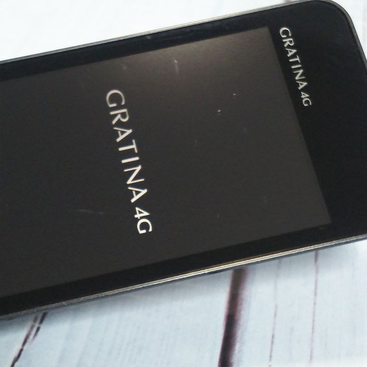 KYOCERA au GRATINA 4G BLACK KYF31  814