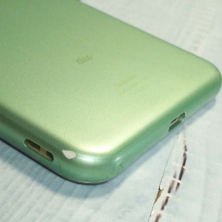 SHARP au AQUOS U SHV37 �饤�ॴ�����  866