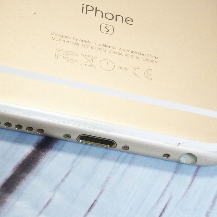 au iPhone6s 16GB ������� [������]  512