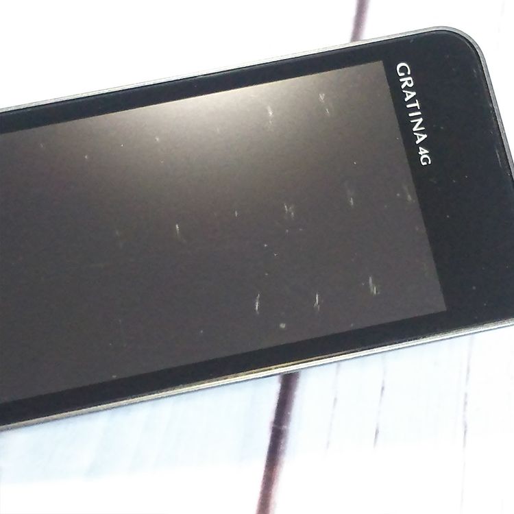 KYOCERA au GRATINA 4G BLACK KYF31  527