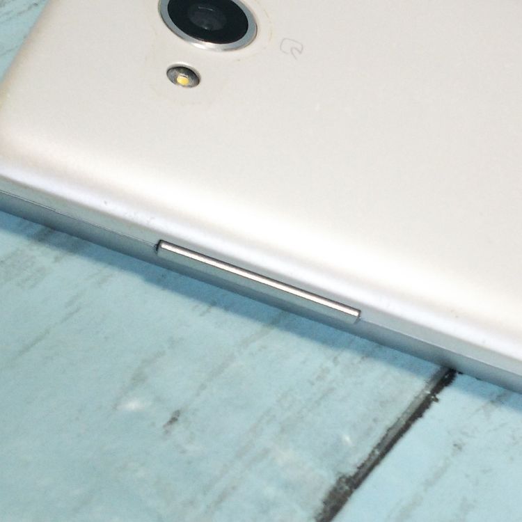 KYOCERA UQ Qua phone QX KYV42 �ۥ磻��  024