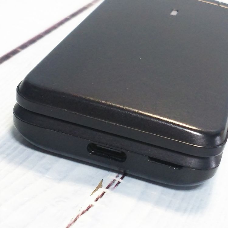 docomo DIGNO ������ �������� �١����å� KY-41B �֥�å�  055