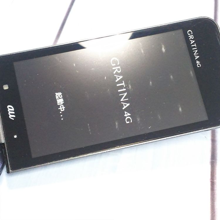 KYOCERA au GRATINA 4G BLACK KYF31  484