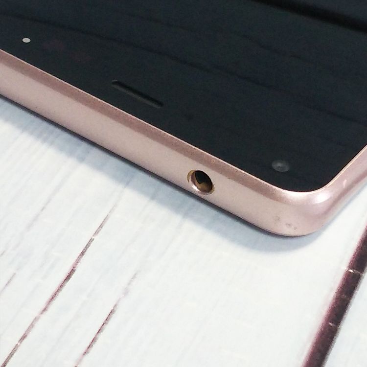 Y!mobile ������ ���󤿤󥹥ޥ� 705KC �饤�ȥԥ�  520